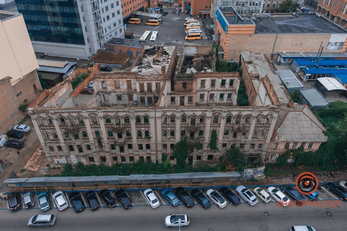 Дом Померанцева находится в самом центре города