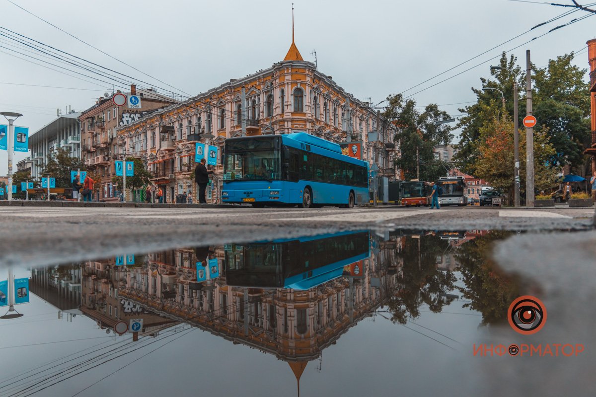 В отражении