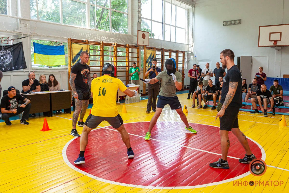 Напряженные соревнования Напряженные соревнования