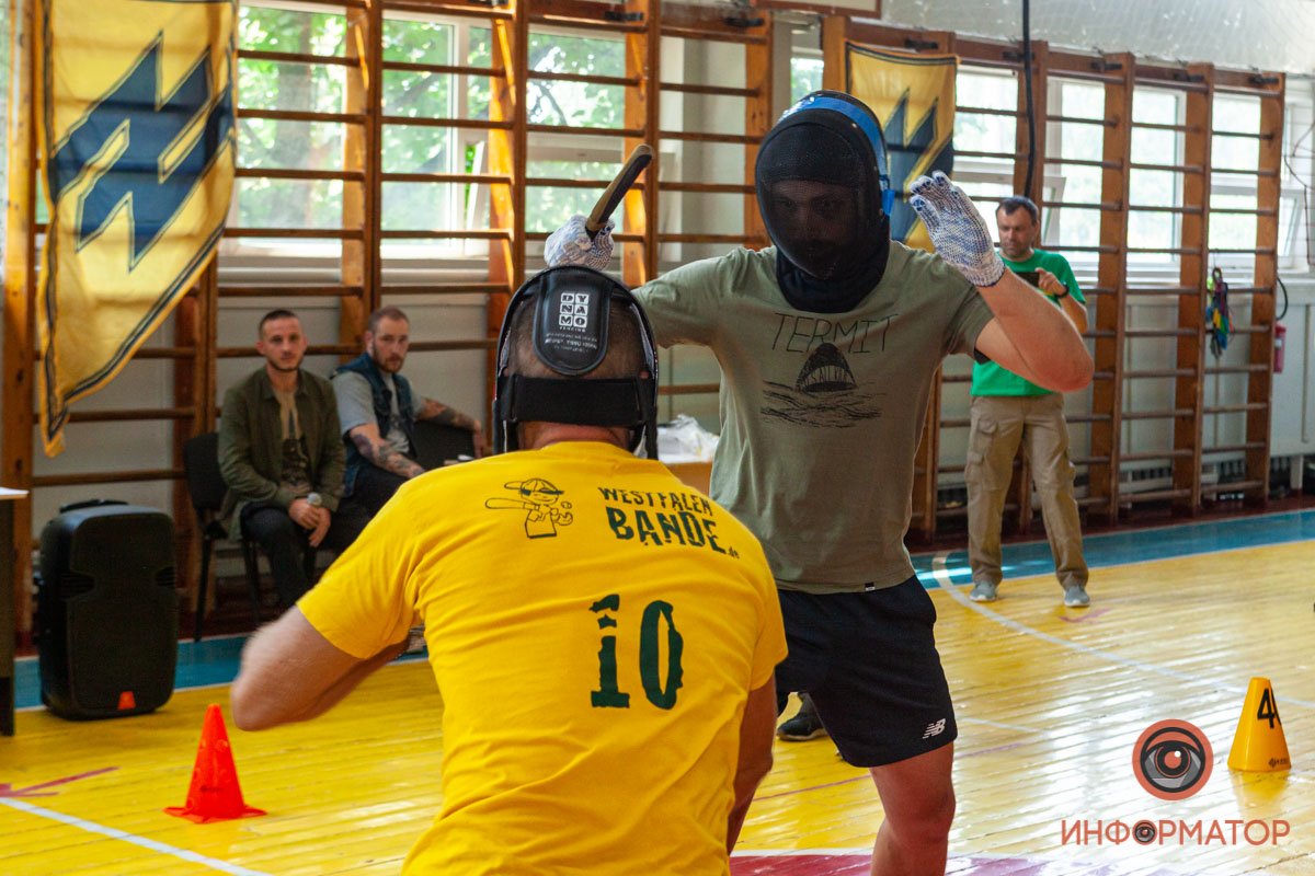 Достойные соперники Достойные соперники