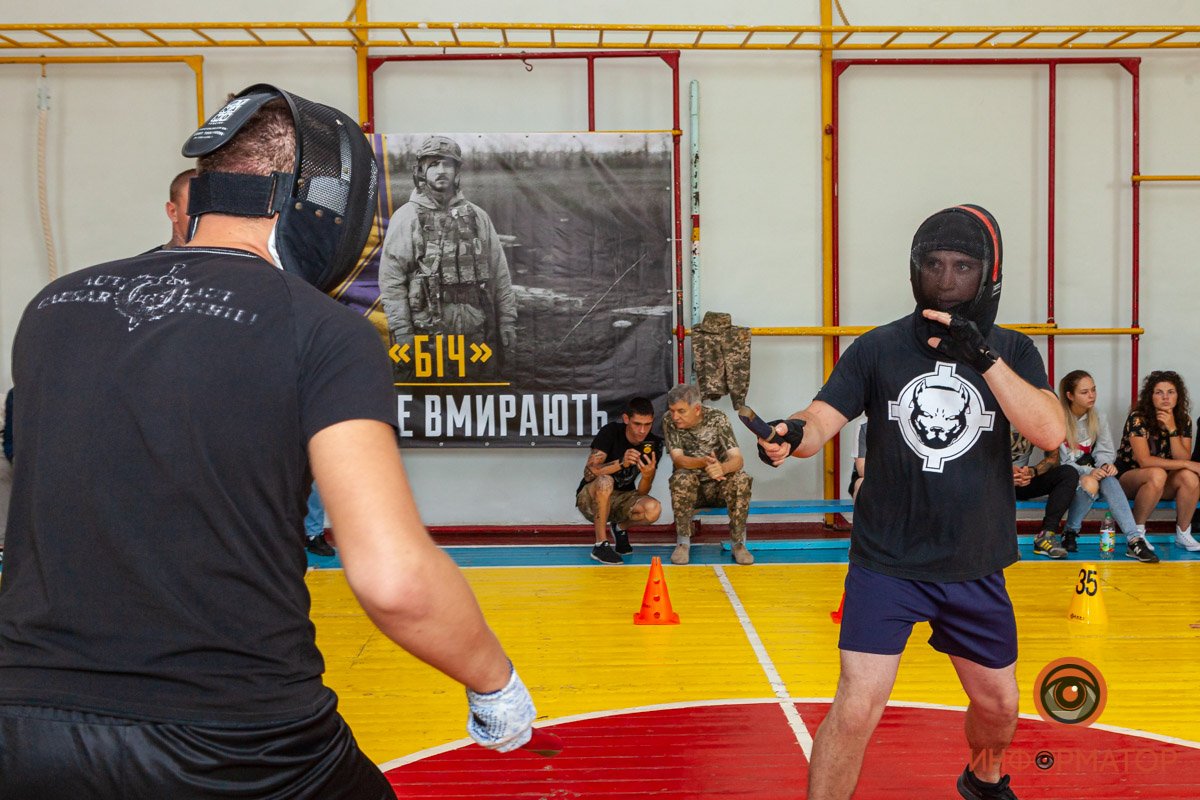 Вместо застолья и грусти Вместо застолья и грусти