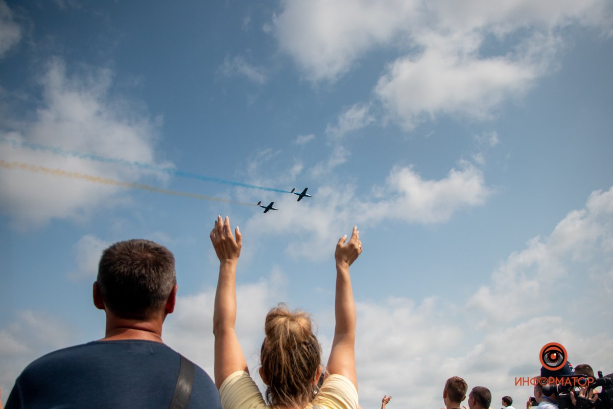 В Днепропетровской области авиашоу «Вільне небо»-2021 собрало 30 тысяч зрителей 18