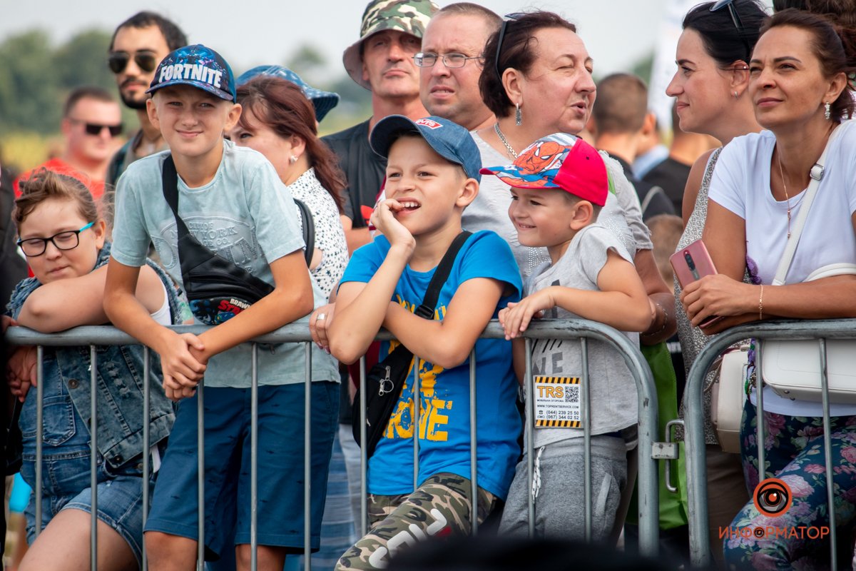 В Днепропетровской области авиашоу «Вільне небо»-2021 собрало 30 тысяч зрителей 85