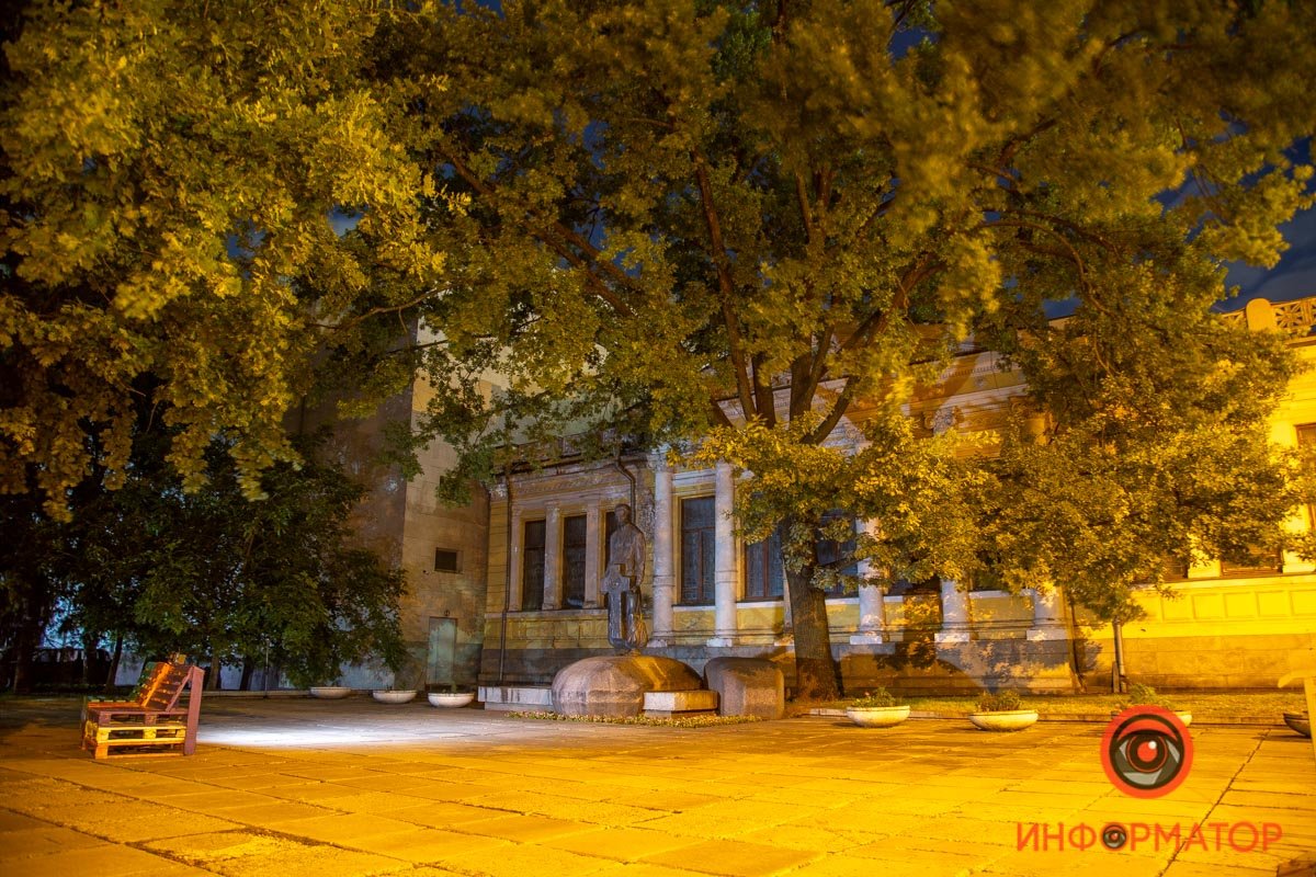 Выдающийся историк Выдающийся историк