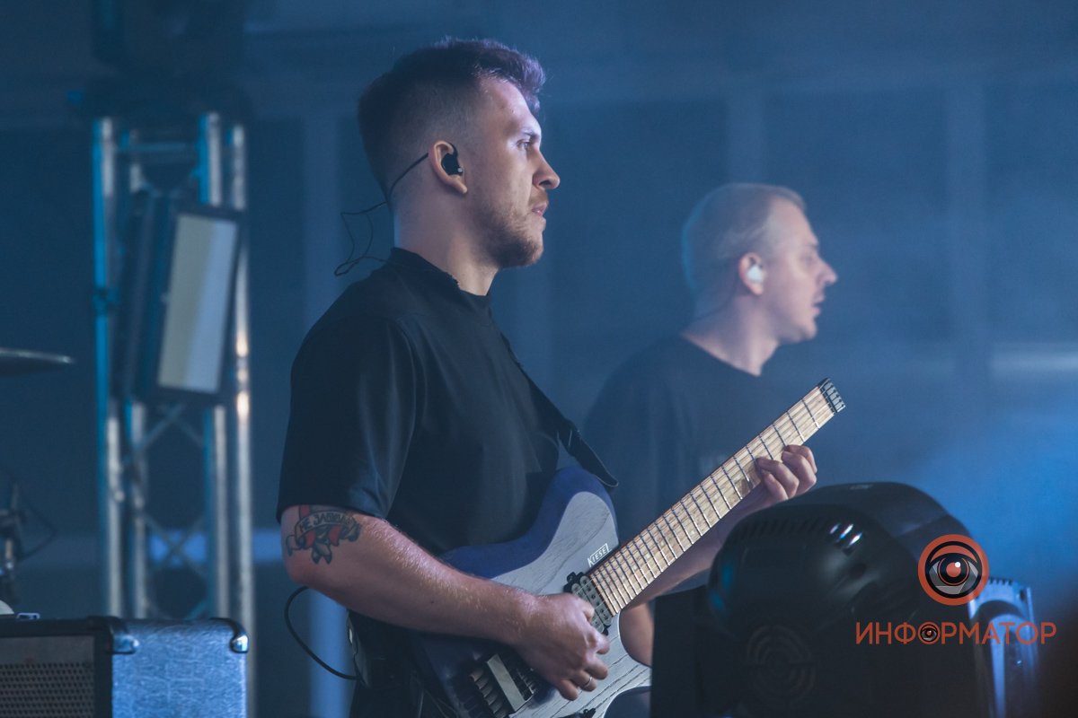 Улыбка это не для нас