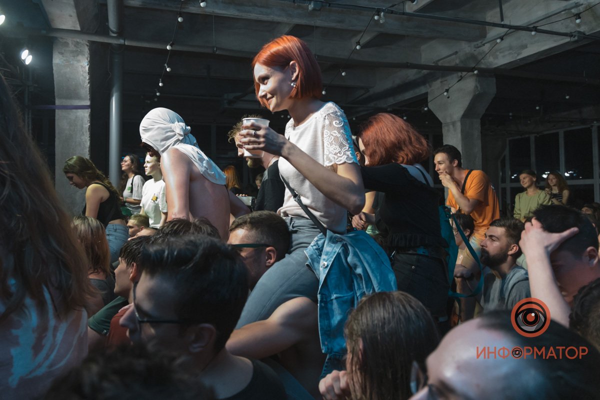 Как бы захватить мир?