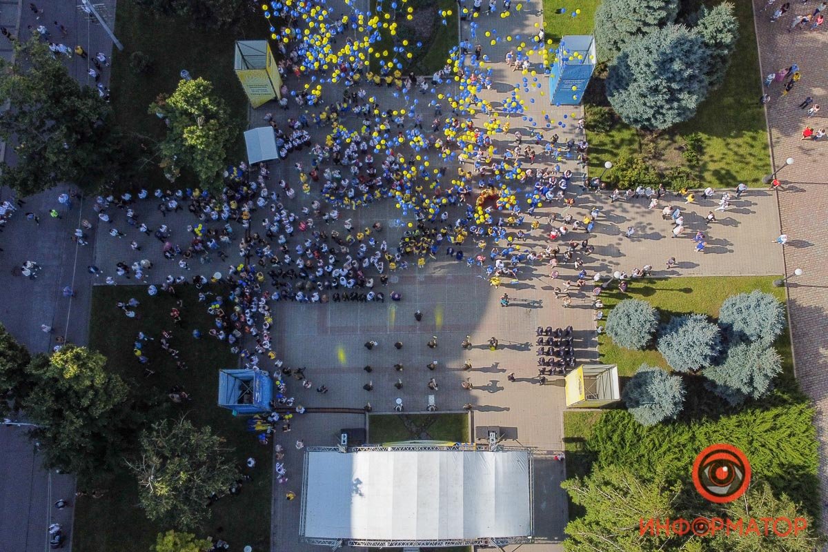 Красочно Красочно