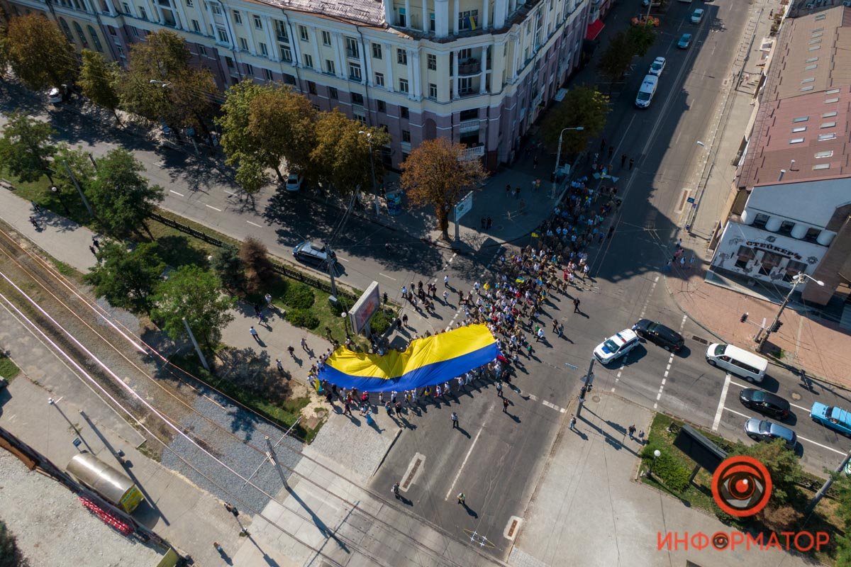 Десятки сердец в едином порыве: как в Днепре прошел марш ко Дню Независимости 10