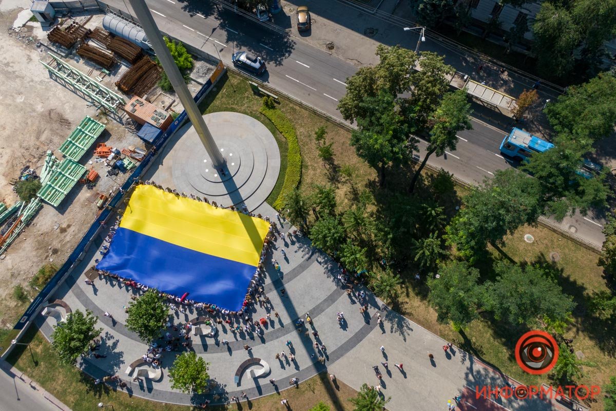 Десятки сердец в едином порыве: как в Днепре прошел марш ко Дню Независимости 16