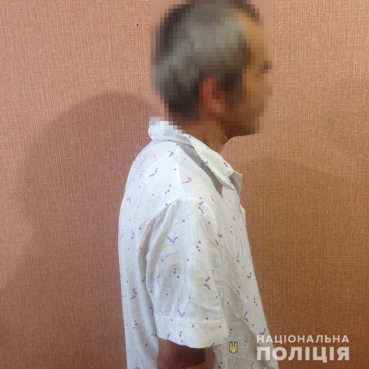 21 августа в селе Красногоровка мужчина зарезал своего знакомого 21 августа в селе Красногоровка мужчина зарезал своего знакомого