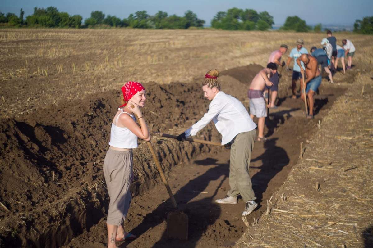 Во время экспедиции археологи раскопали редкое захоронение