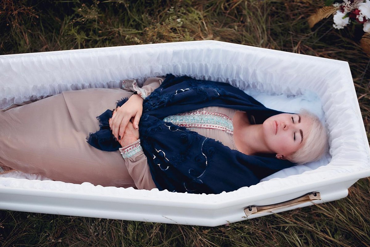 Коллекция одежды для покойных Коллекция одежды для покойных