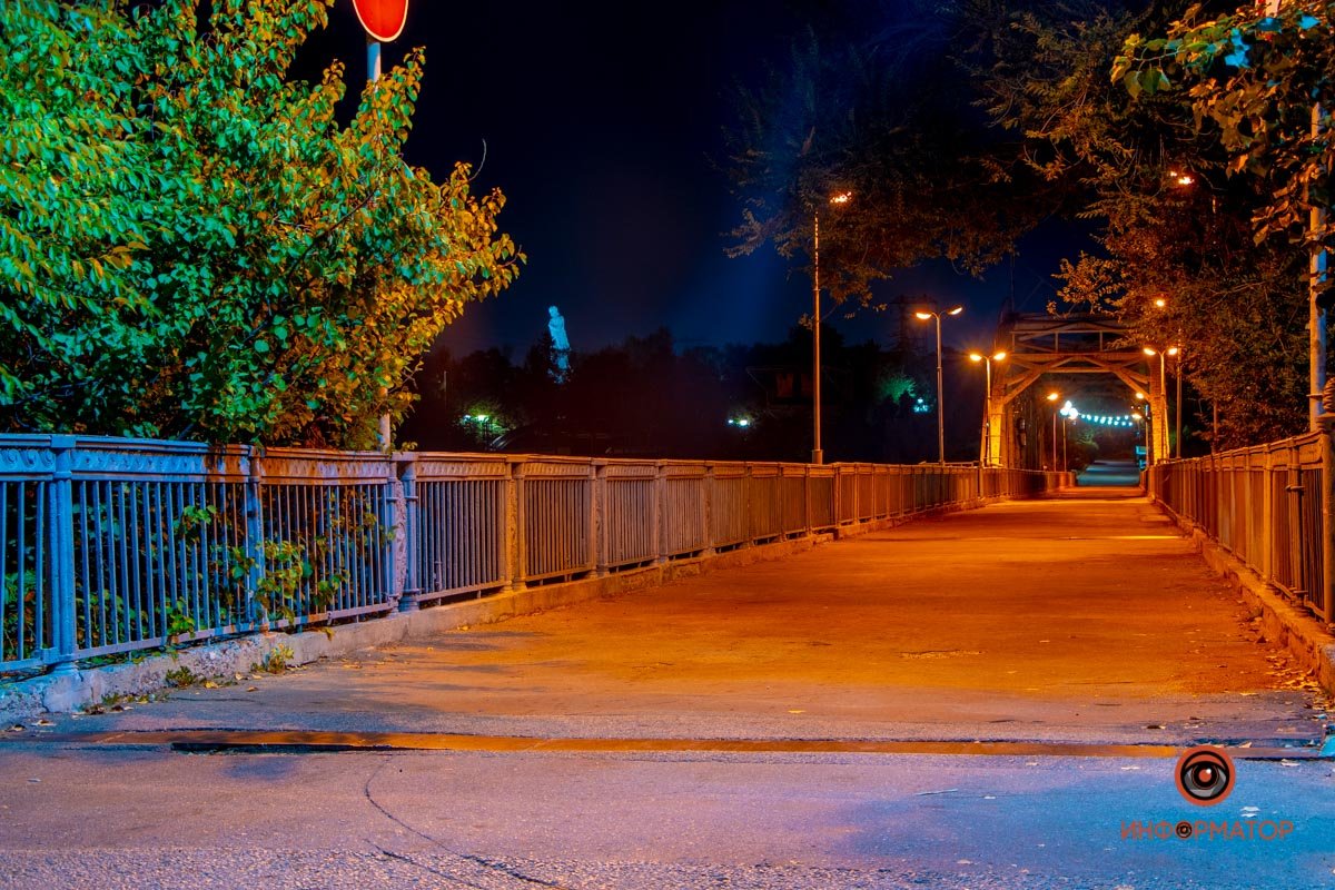 Ночь. Парк. Фонарь. Шевченко 