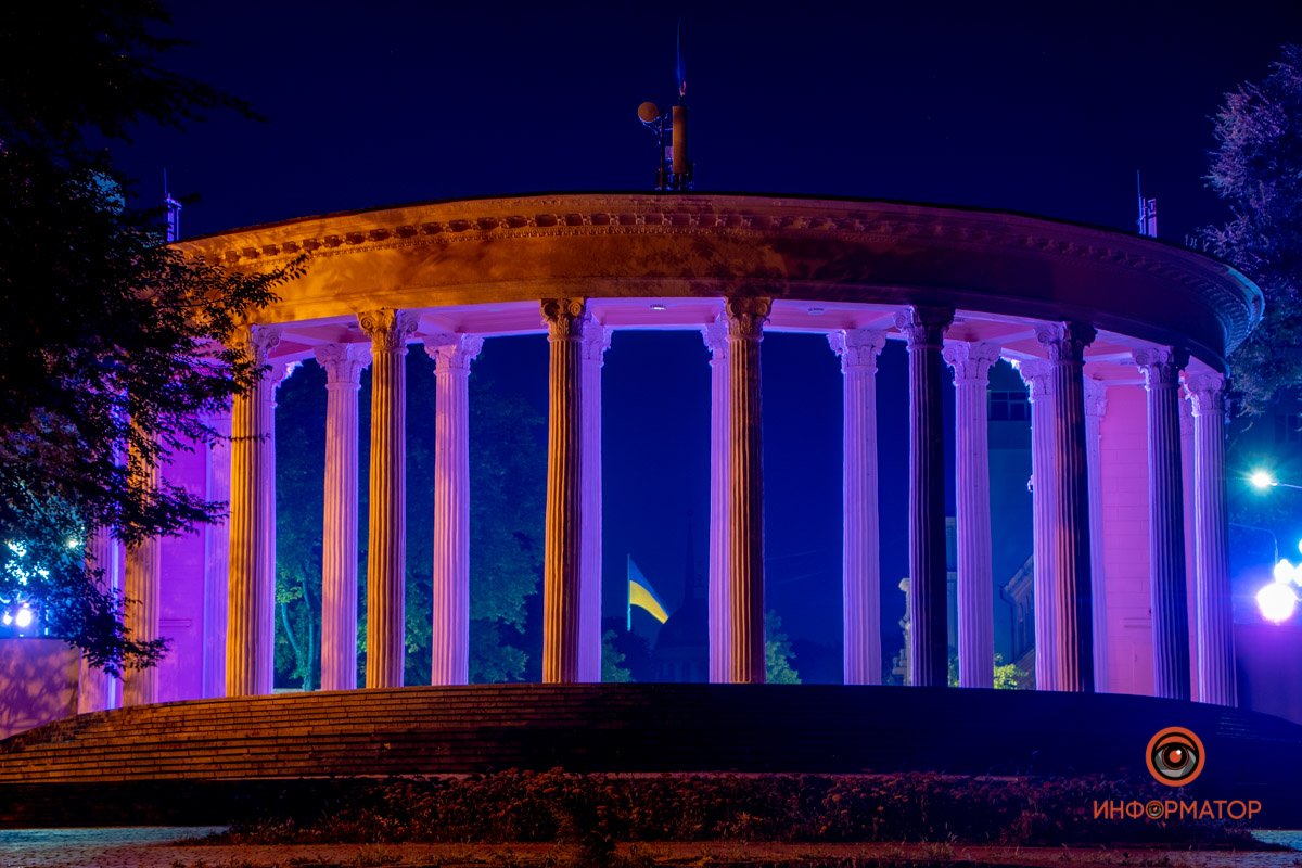 Кажется, эта арка ведет в Олимп 