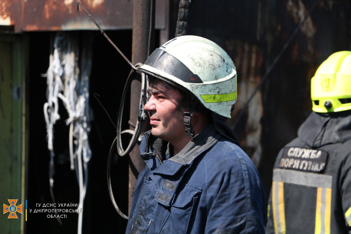 Пламя бушевало на площади 60 квадратных метров Пламя бушевало на площади 60 квадратных метров