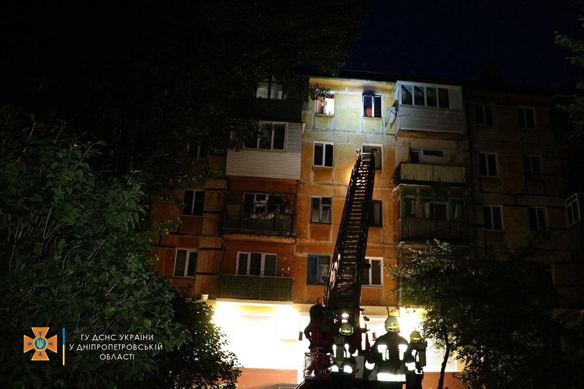 Горел пятиэтажный дом