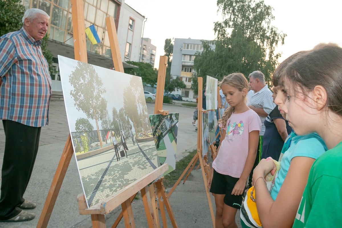 Жителям Северного презентовали проект реконструкции сквера 3