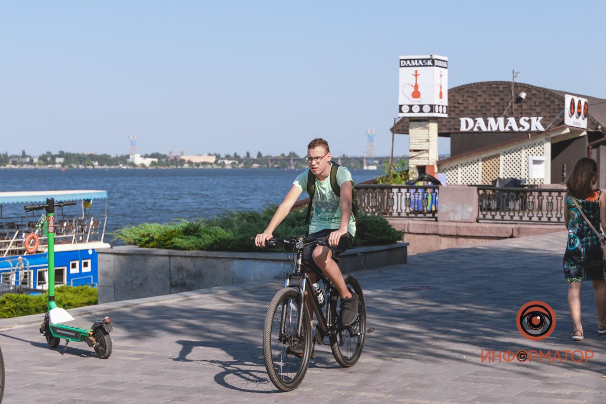 "Я буду долго гнать велосипед..." 