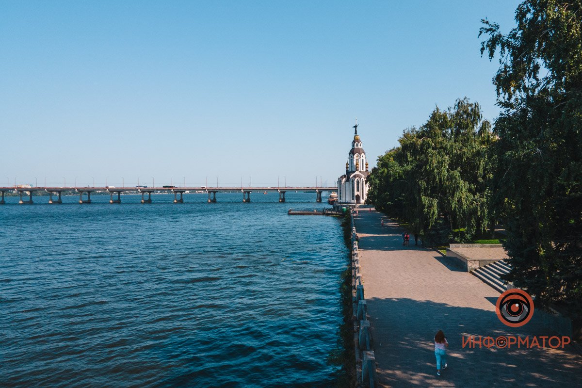 Места, откуда ты лично убеждаешься в величественности Днепра 