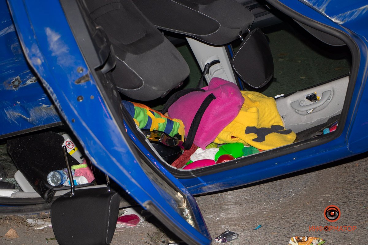 Также занята правая полоса по Аэропортовской в сторону Запорожского шоссе Также занята правая полоса по Аэропортовской в сторону Запорожского шоссе