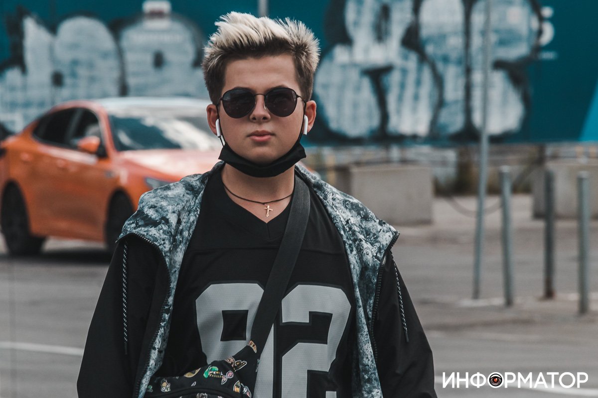 Под любимый трек