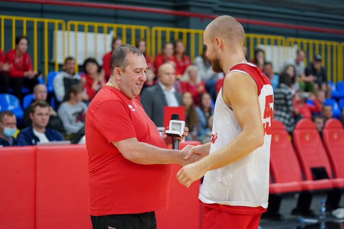 Как прошло дерби БК Прометей против БК Днепр на турнире в Слобожанском 12