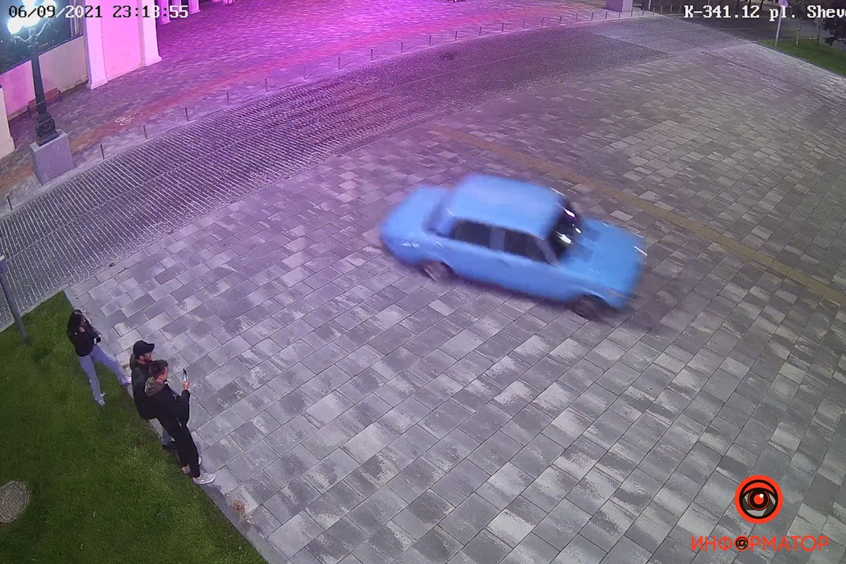 Очевидцы снимали происходящее на телефоны Очевидцы снимали происходящее на телефоны