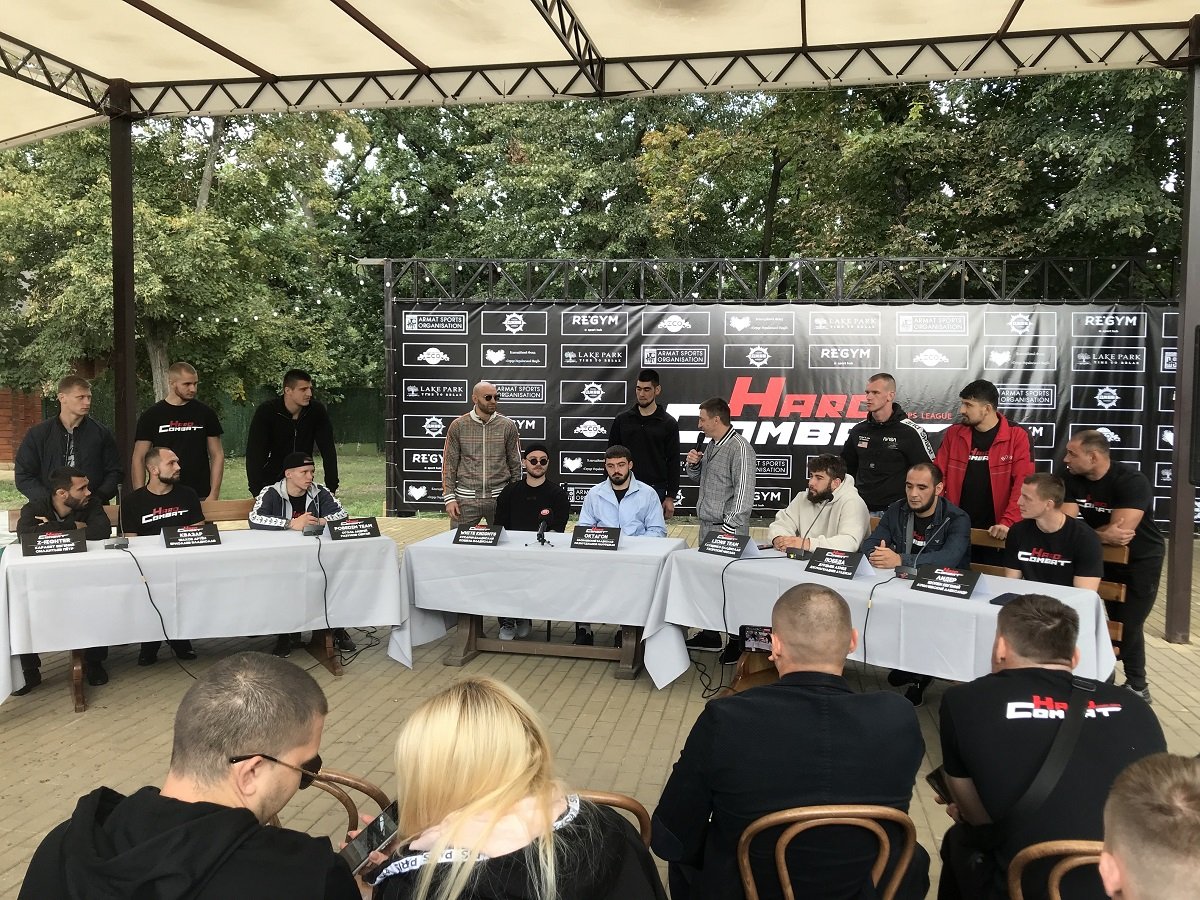 Впервые в Украине пройдут бои в формате "2х2" 8