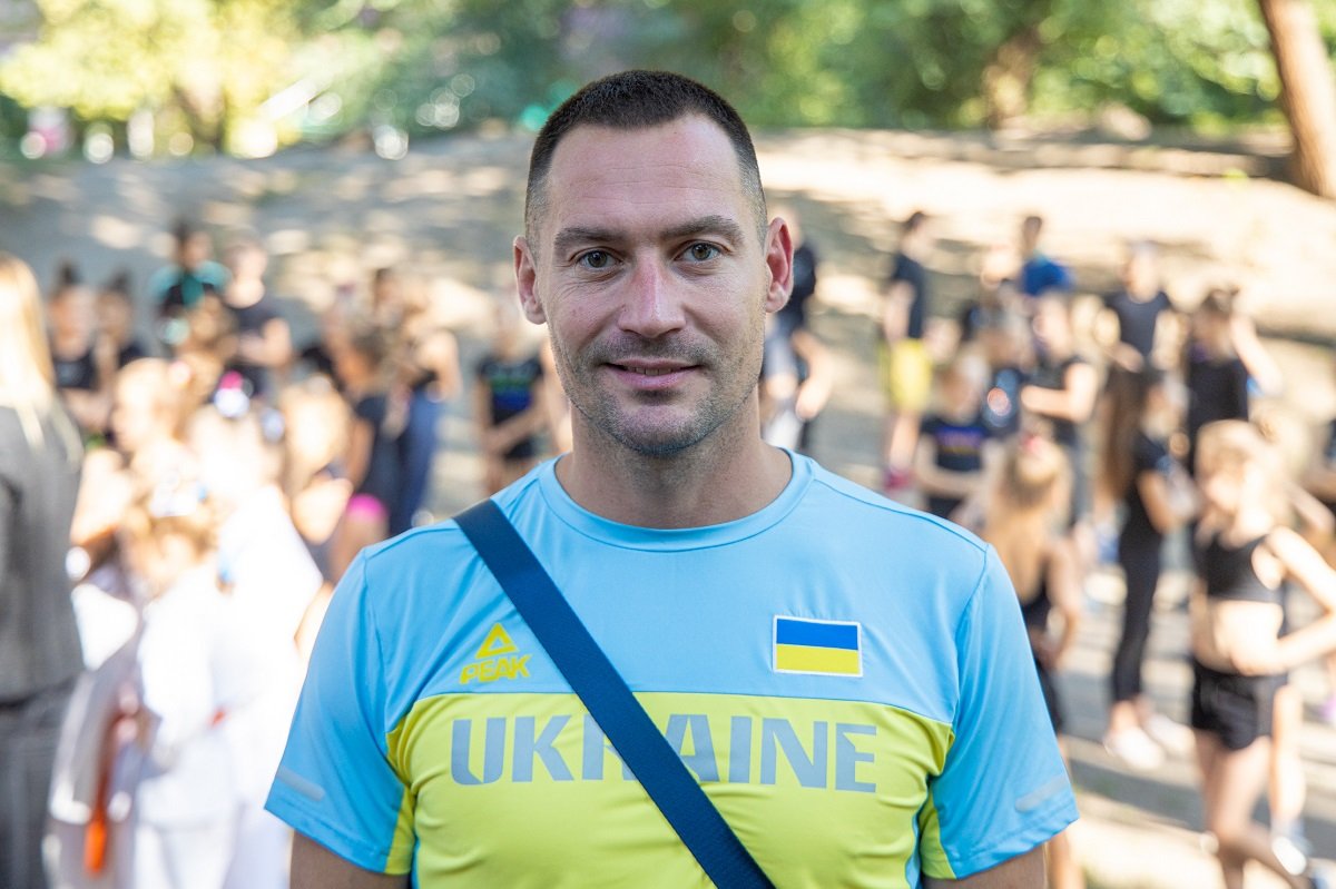 Чемпион мира по фехтованию Богдан Никишин провел тренировку в "активном парке" в Днепре 11