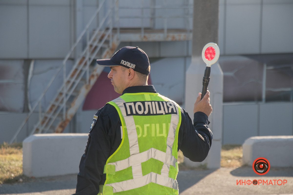 На месте работает полиция На месте работает полиция