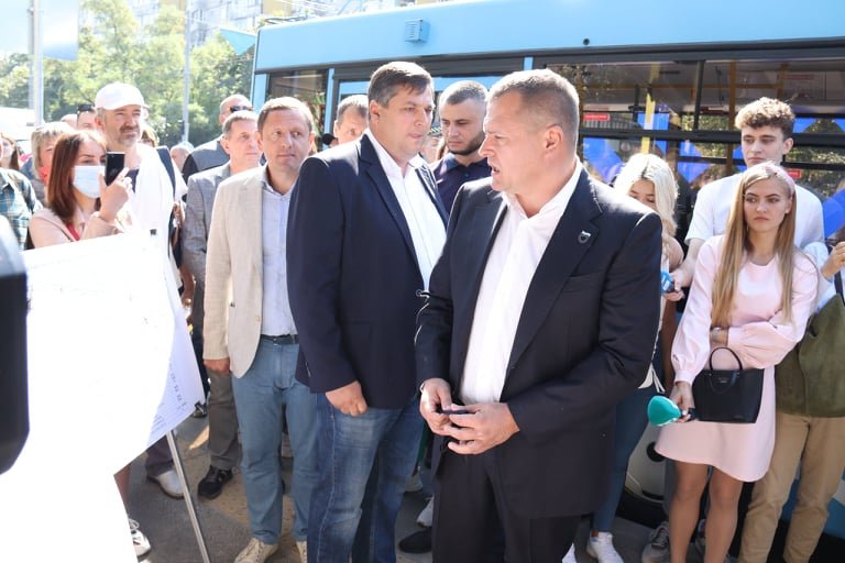 Подарок на День города: в Днепре открыли обновленный троллейбусный маршрут № 12 до ж/м Победа-6 5