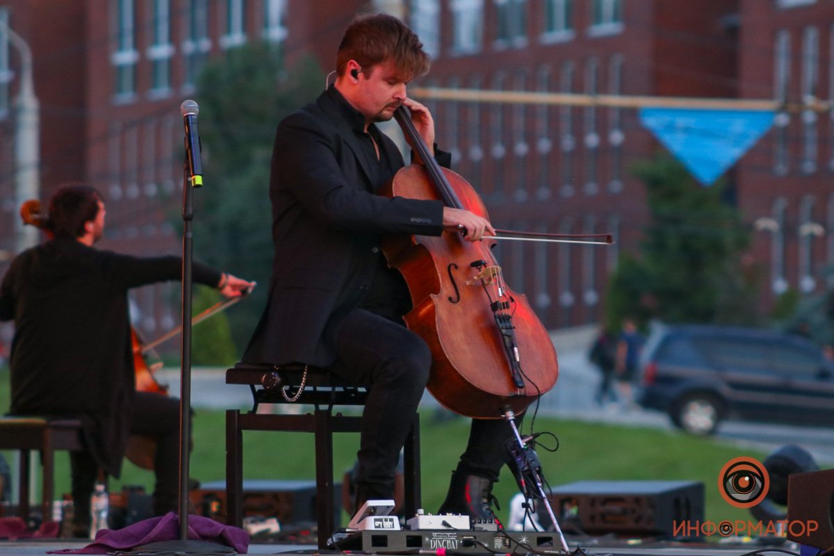 В Днепре на Фестивальном причале выступили Dagamba и БЕZ ОБМЕЖЕНЬ 6