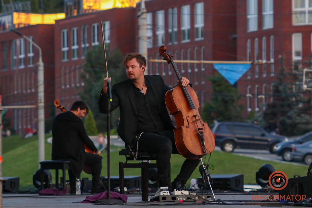В Днепре на Фестивальном причале выступили Dagamba и БЕZ ОБМЕЖЕНЬ 12