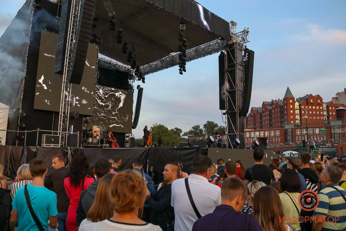 В Днепре на Фестивальном причале выступили Dagamba и БЕZ ОБМЕЖЕНЬ 20