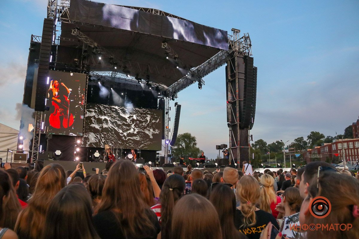 В Днепре на Фестивальном причале выступили Dagamba и БЕZ ОБМЕЖЕНЬ 22