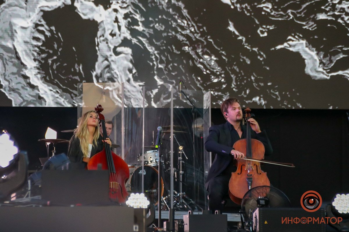 В Днепре на Фестивальном причале выступили Dagamba и БЕZ ОБМЕЖЕНЬ 25