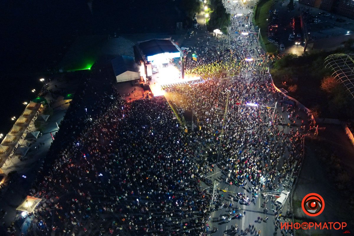 В Днепре на Фестивальном причале выступили Dagamba и БЕZ ОБМЕЖЕНЬ 37