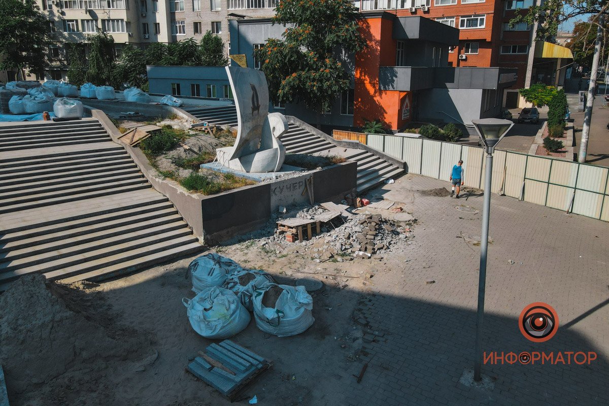 В Днепре с июля продолжается реконструкция бульвара Кучеревского В Днепре с июля продолжается реконструкция бульвара Кучеревского