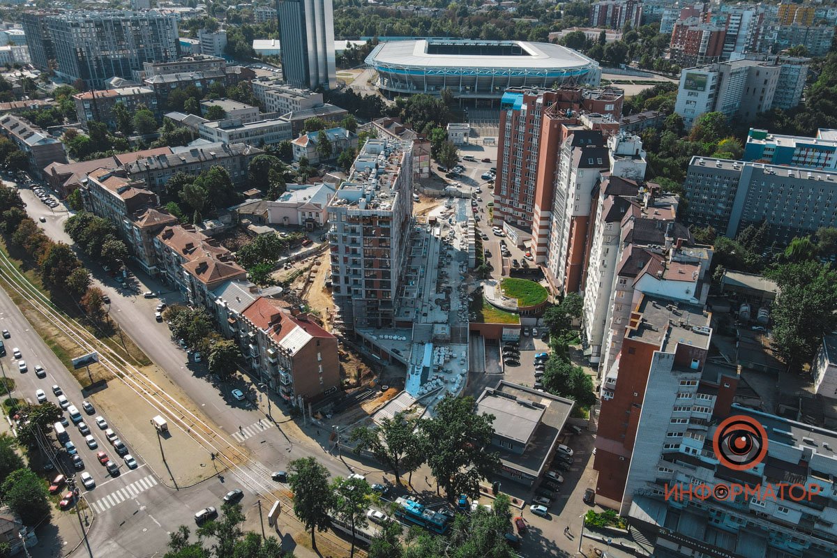 Также здесь идет строительство жилого комплекса "К-12" Также здесь идет строительство жилого комплекса "К-12"