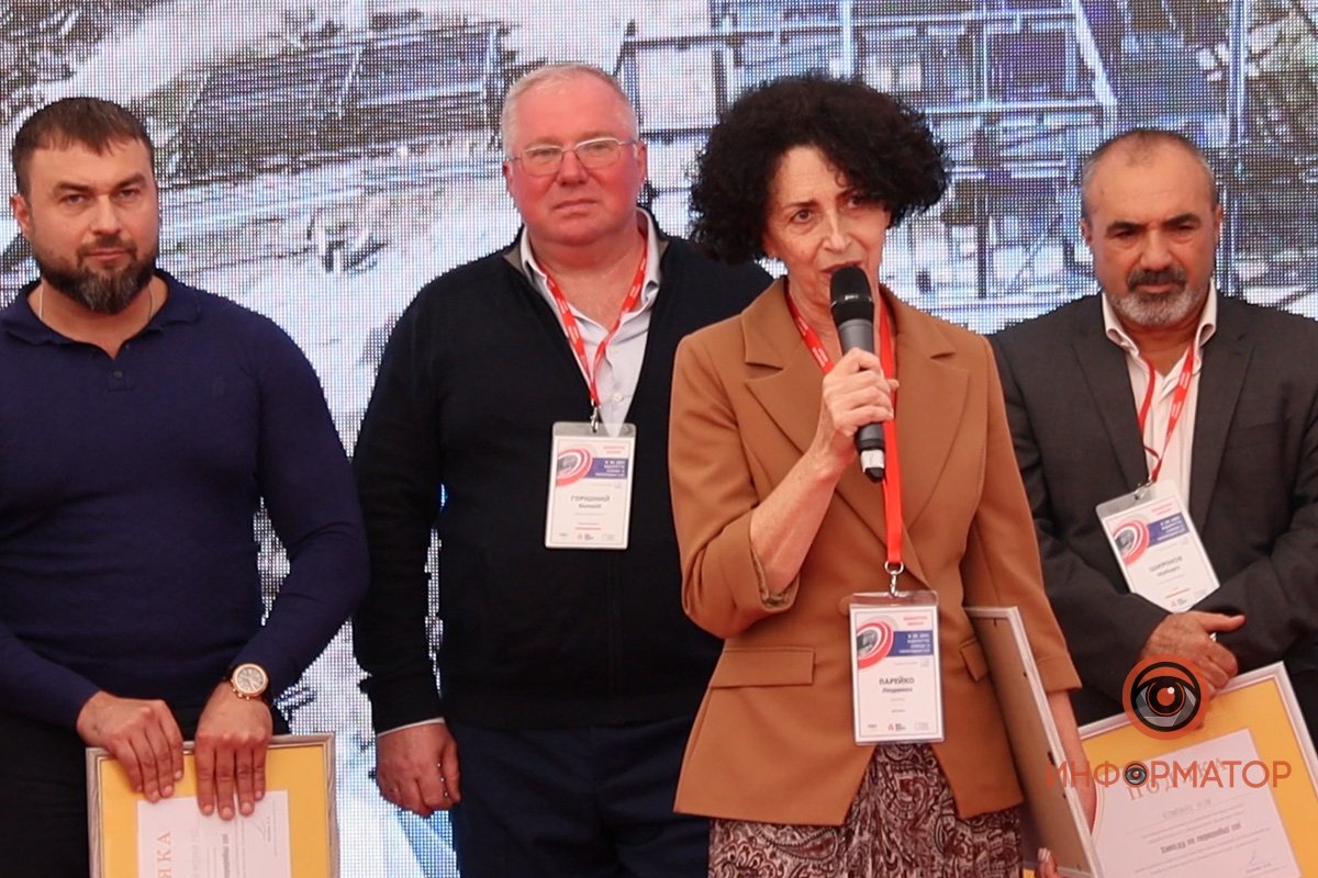 Лидер украинского кормового рынка Edinstvo Group открыл новый соеперерабатывающий цех, расположенный на заводе "АГРО КОМ" 7