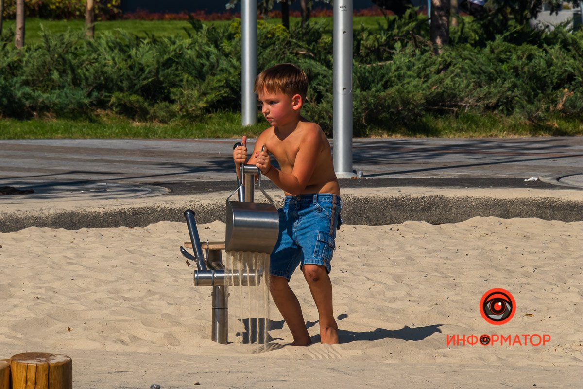 Экскаватор уже сломали