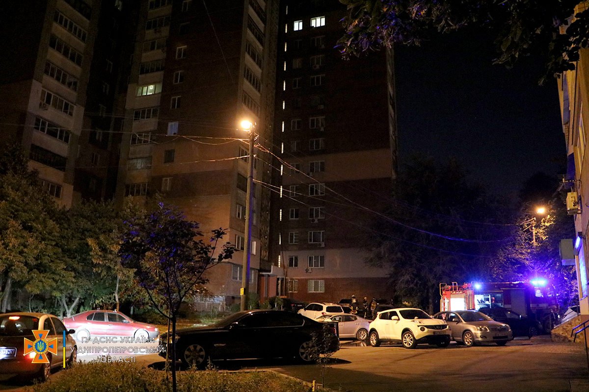 14 сентября в переулке Джинчарадзе случился пожар 14 сентября в переулке Джинчарадзе случился пожар