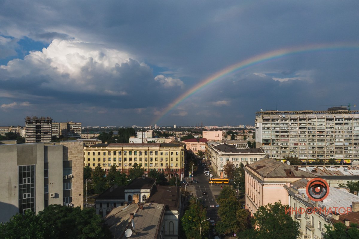 Радугу было видно на обоих берегах Радугу было видно на обоих берегах