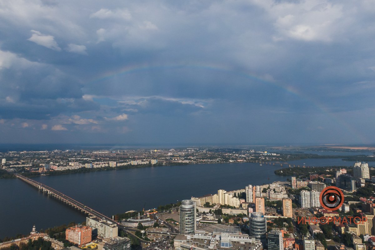 Огромная Огромная