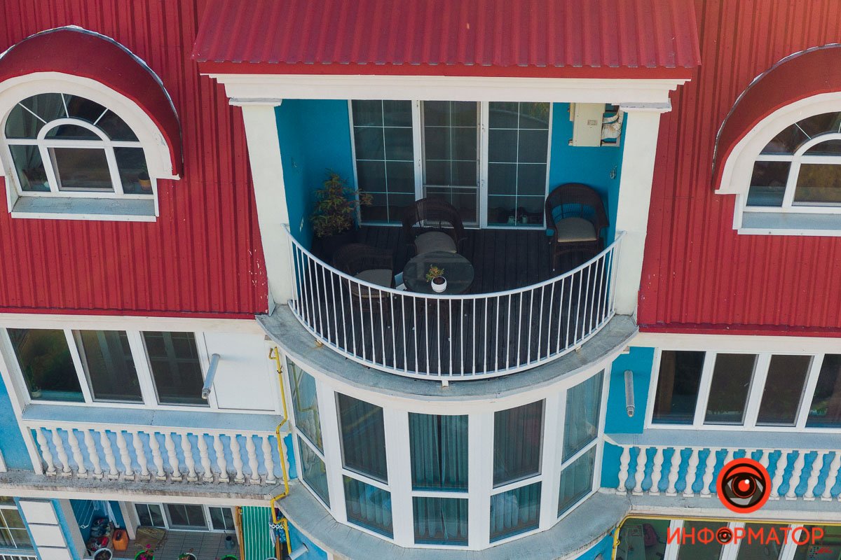 Мечтательно