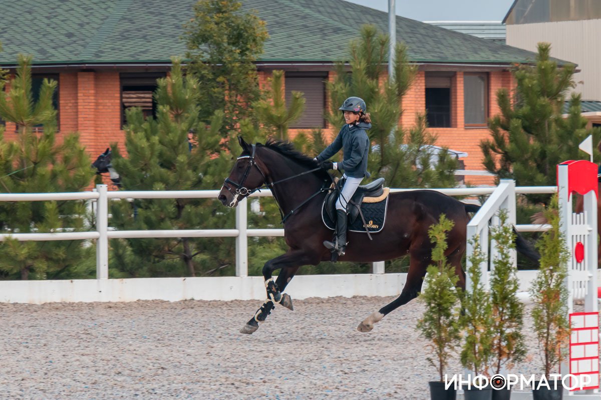 Как в Днепре проходят соревнования по конному спорту Dnipro Horse Show 2021 7