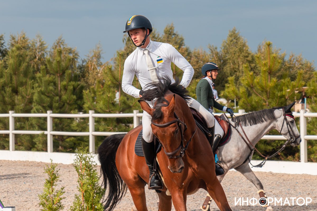 Как в Днепре проходят соревнования по конному спорту Dnipro Horse Show 2021 28