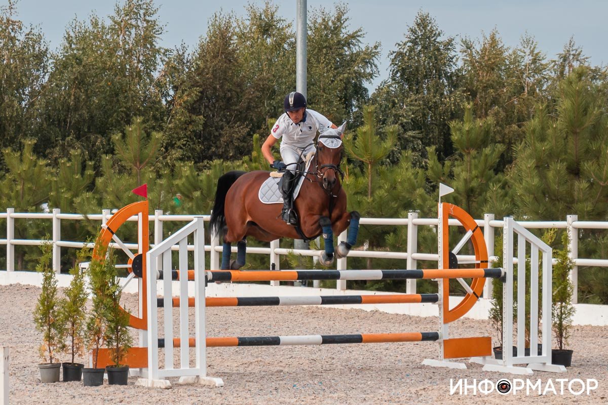 Как в Днепре проходят соревнования по конному спорту Dnipro Horse Show 2021 30