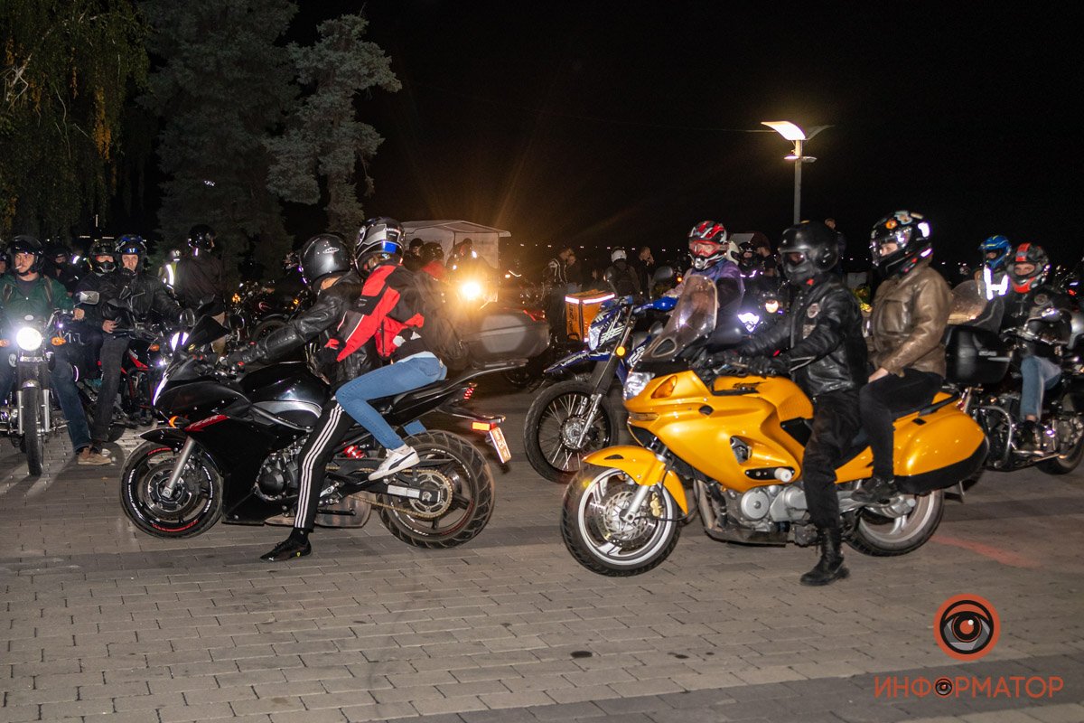 Такие дни объединяют 