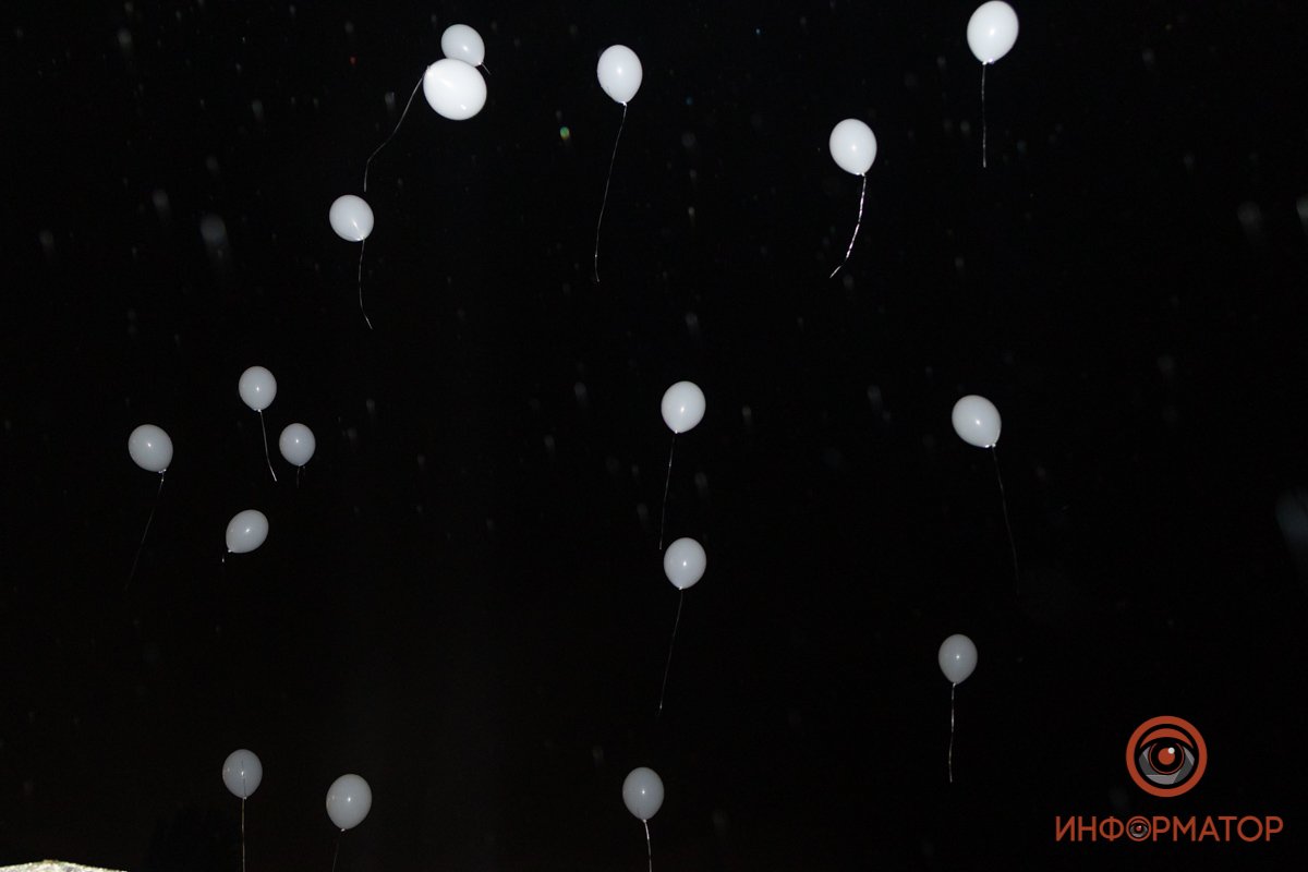 Словно снежинки в сентябре... 